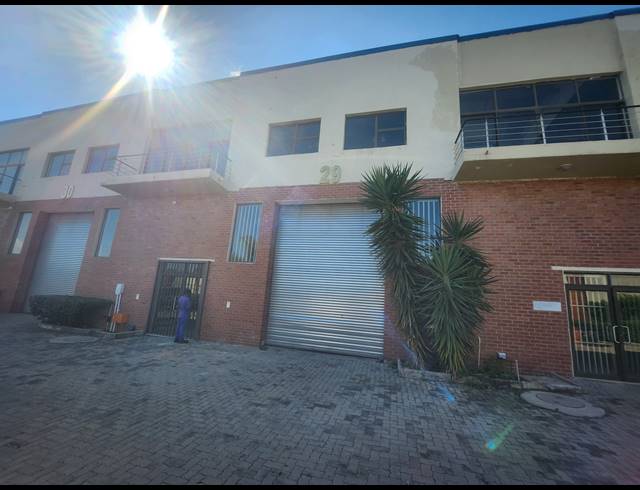 400M² WAREHOUSE FOR SALE IN HALFWAY HOUSE